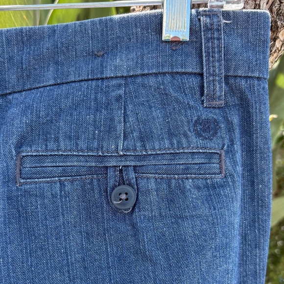 Izod Women’s Classic Blue Denim Chino Bermuda Walking Shorts Size 8 - Picture 4 of 6